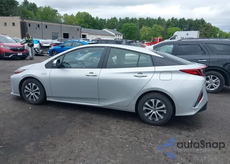 2021 Toyota Prius Prime Le from USA, damaged, VIN JTDKAMFP9M3179242